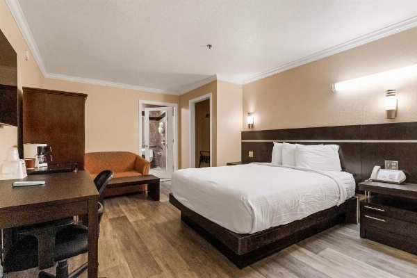 Country Inn Sonora image 17